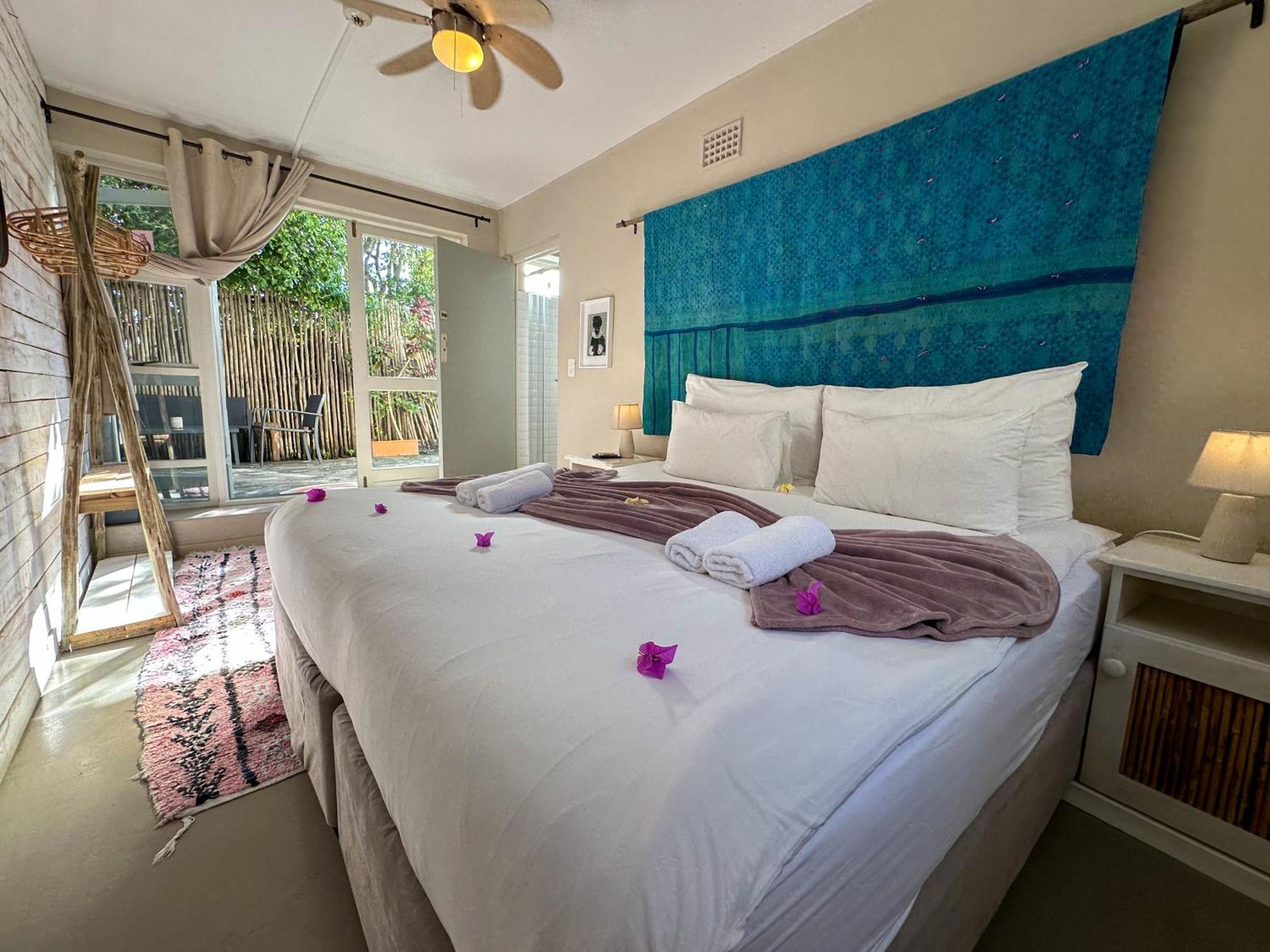 The Big - Luxury Backpackers Hostel